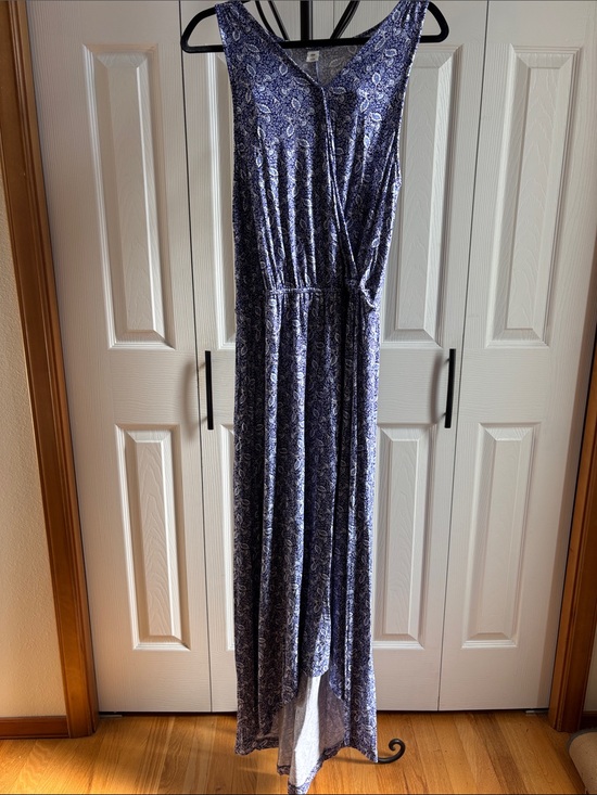 Old Navy Dresses & Skirts - Old Navy Sleeveless Blue & White Coastal Maxi Dress V-Neck Hi-Lo Hem Large